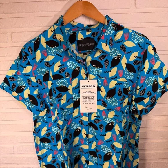 Wildfang Tropical Punch 90s THE EMPOWER BUTTON UP , Women’s Size Medium - Picture 2 of 9
